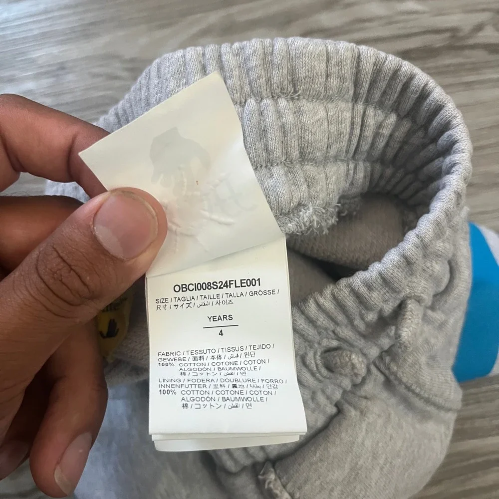 Off-White Kids Gray Blue Team 23 Sweat Shorts Size 4 OBCI008S24FLE001